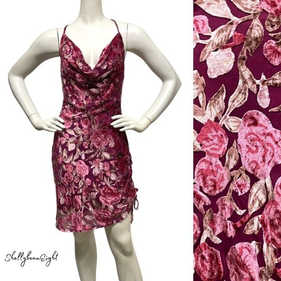 NASTY GAL Whats Growin Down Velvet BurnOut Dress 0 - Picture 12 of 13